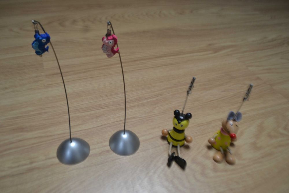 4 Bonitos suportes para fotos/ mensagens/ desenhos - quarto de criança