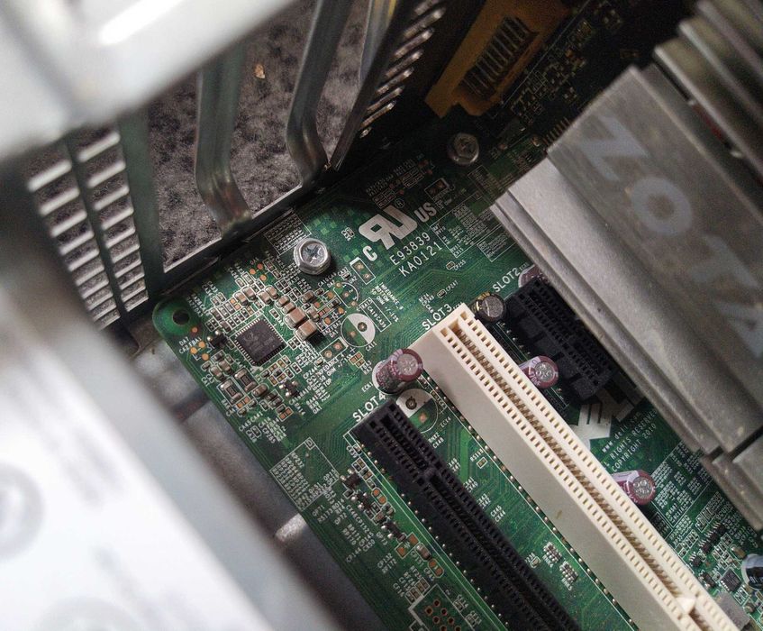 Komputer Windows XP Dell Optiplex 990 GT630 i5-2400 HDD 250GB 4GB RAM