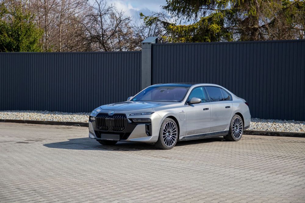 BMW Seria 7 489 KM | Sky Lounge | Gran Lusso | Flagowa Limuzyna