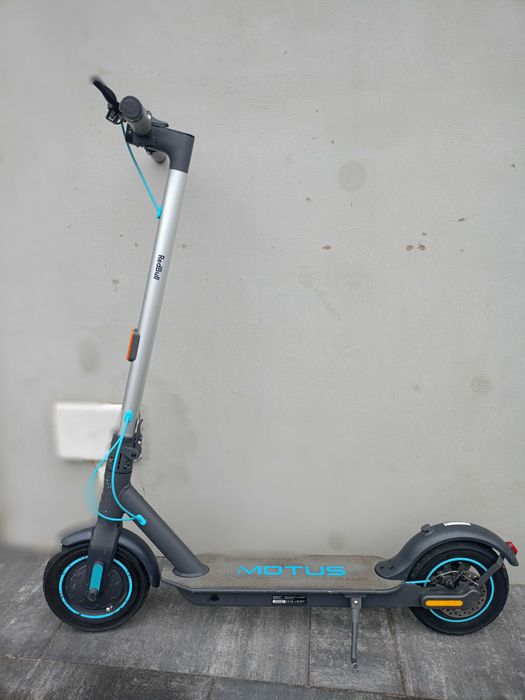 Hulajnoga elektryczna Motus Scooty 10