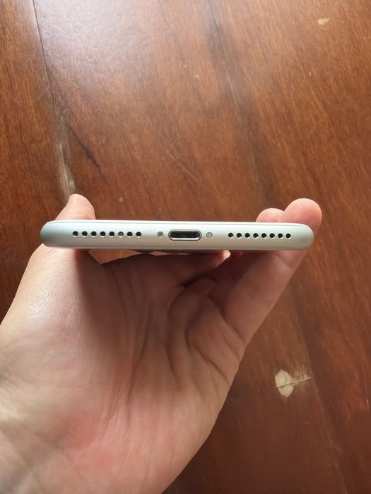 Iphone 8 Plus Silver 64Gb