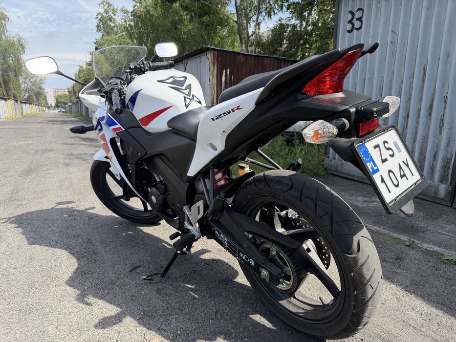 Honda CBR 125 R JC50 2014