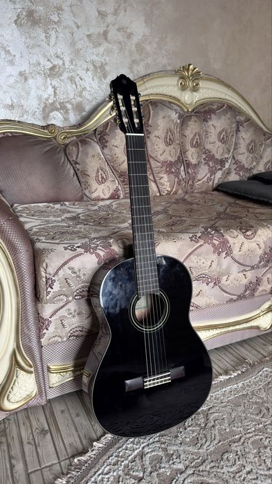 Гитара Yamaha c40 +торг