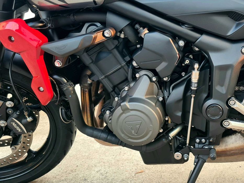 Triumph Trident 660