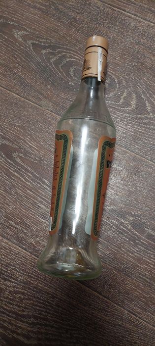 Бутылки для разлива.  Пляшки