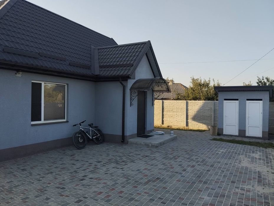 Продам дом  с баней в городе