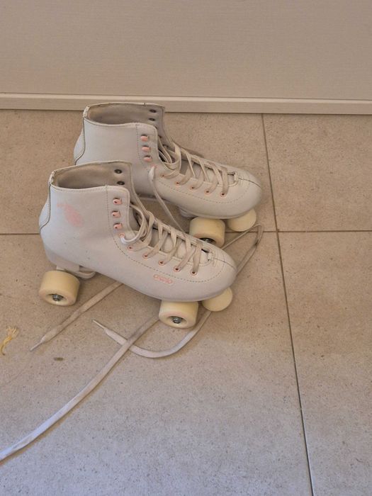 patins de jovem como novos