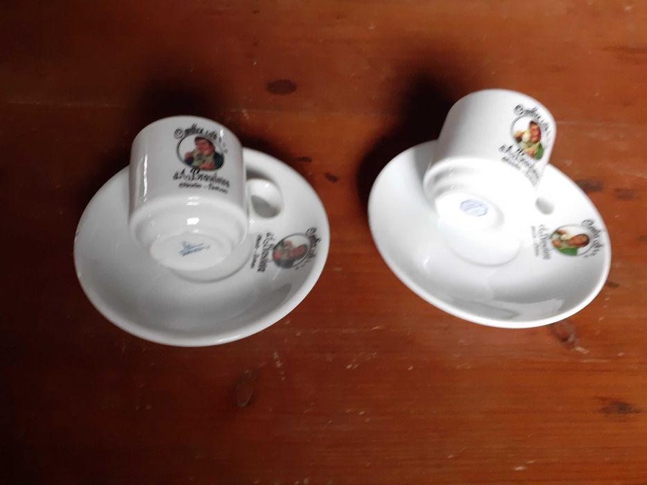 Chávenas de café a brasileira