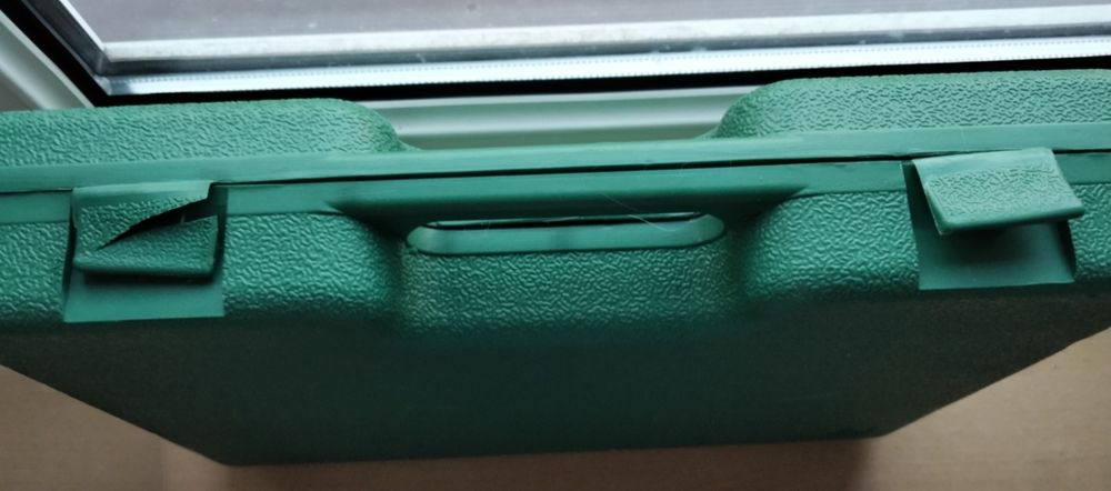 Zestaw narzędzi ogrodowych w walizce