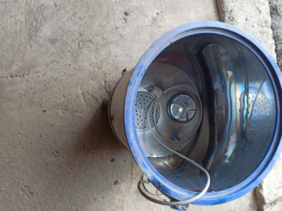 Продам німецьку пральну,