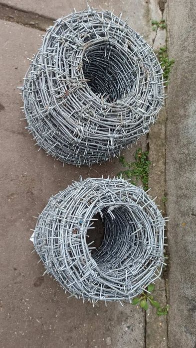 Колючая проволка оцинковка,новая.