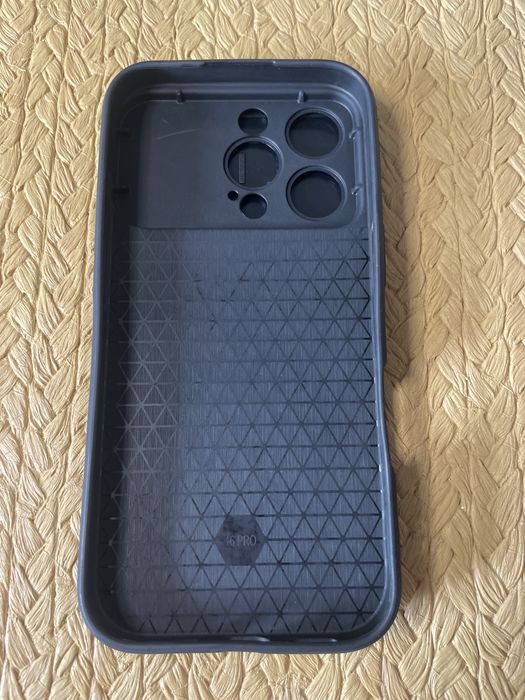Etui na telefon iPhone 16 Pro/ ochrona kamery/ pierścień