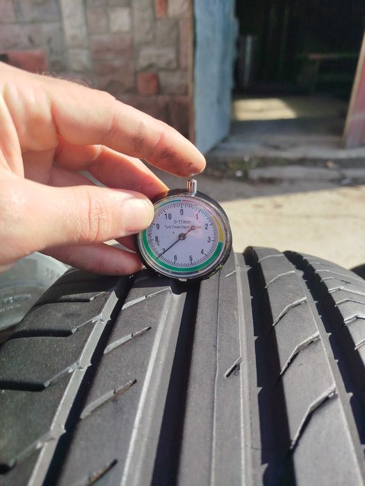 Резина (шини) літні 225-45-17 Continental з Німечини