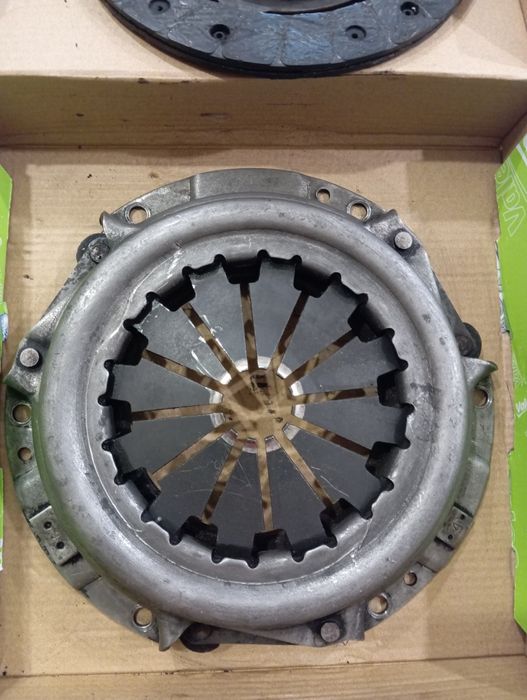Продам корзину и диск сцепления Trialli Italy для ваз 2109