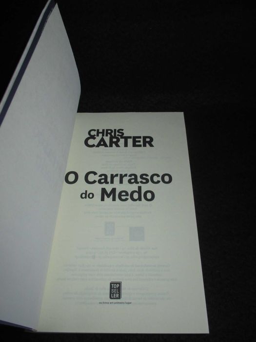 Livro O Predador da Noite Chris Carter
