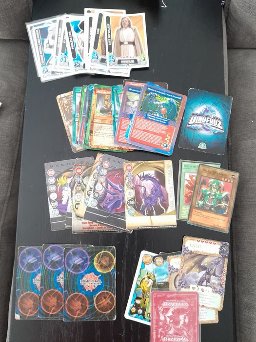 Cartas Bakugan, YuGi Oh, Bomb Ball, Drangons, Gormiti, Star wars