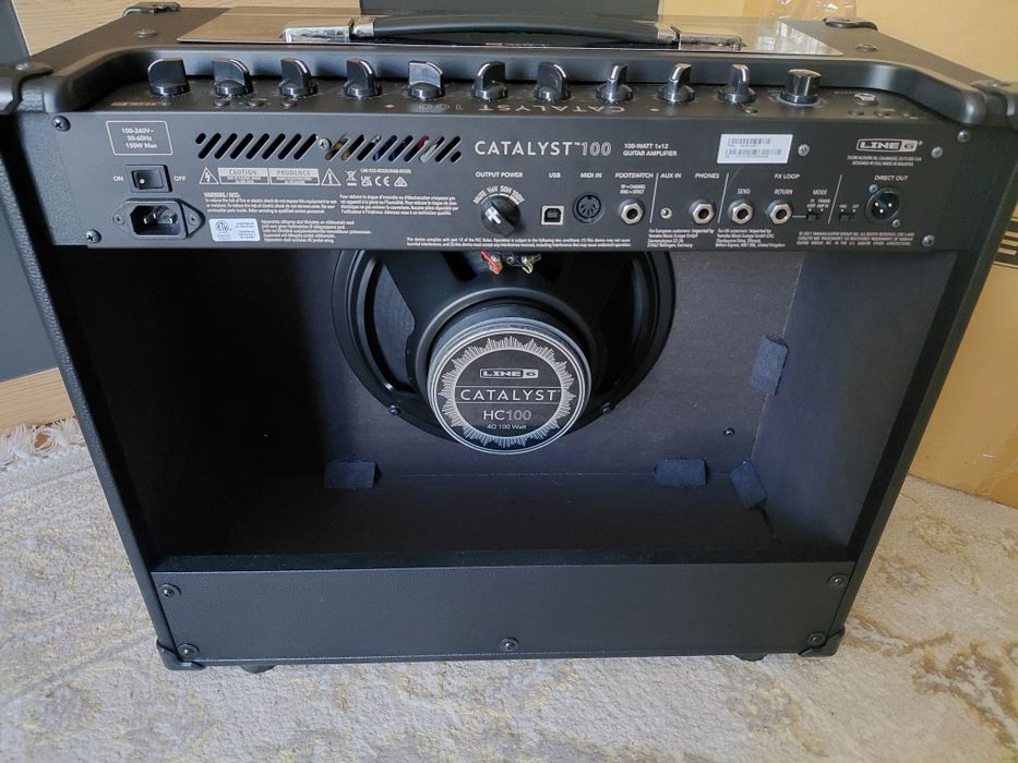 Терміново Продам комбопідсилювач Line 6 Catalyst 100