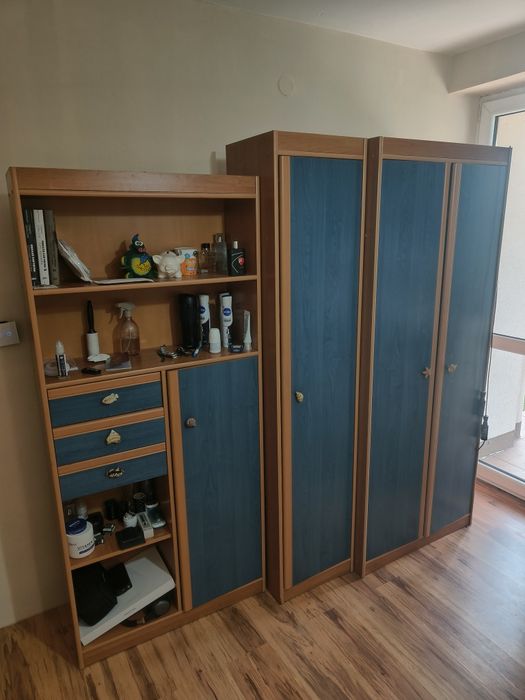 Oddam meble pokojowe i biurko