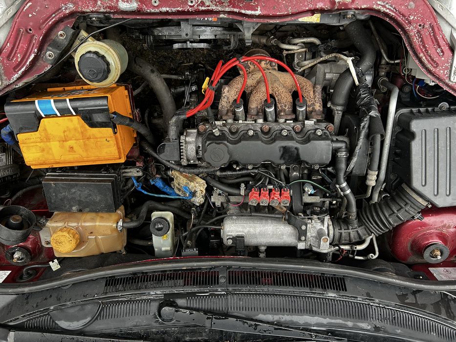 Продам Авео 1,5 г/б