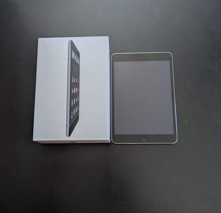 Продам iPad Mini 2 16Gb WiFi