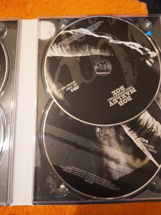 Bob Marley The Essencial Box 6 Cds  Box Set