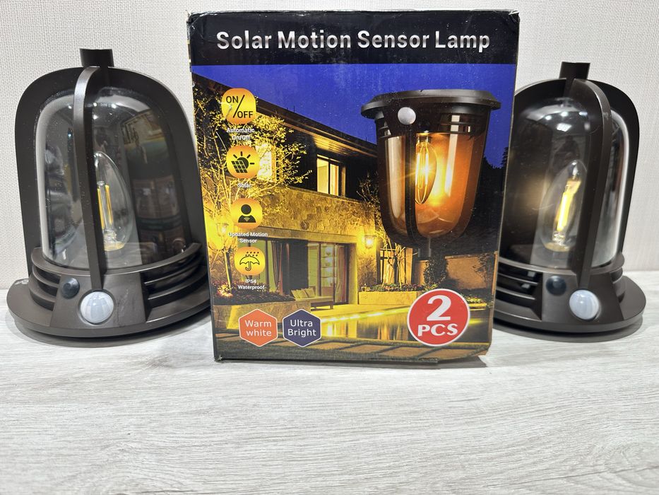 LED світильник з датчиком руху Solar Motion Sensor 2 шт Новий