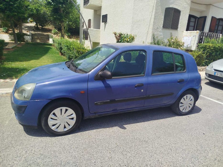 Renault Clio 2003