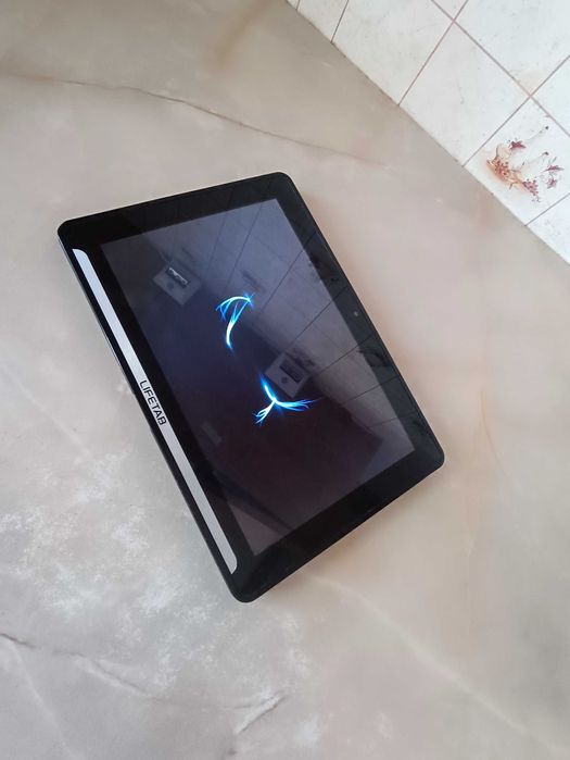 Планшет Medion LIFETAB