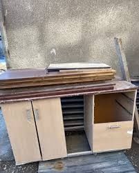 Вывезем бесплатно вашу мебель на дрова