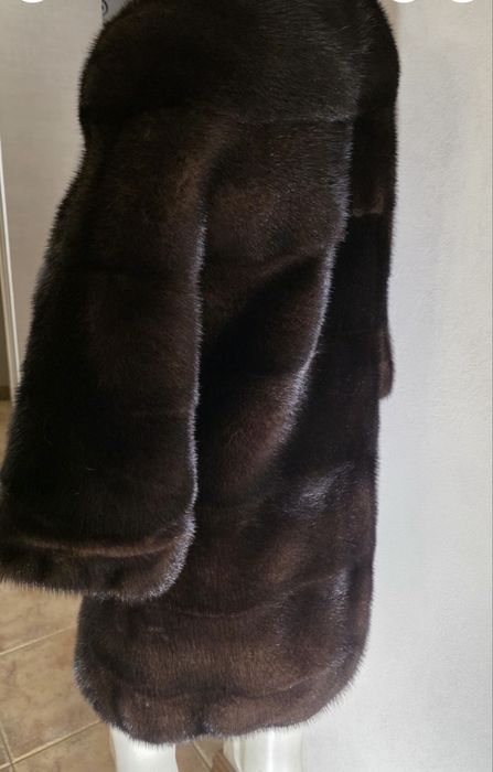 Елегантна норкова шуба темний шоколад комір шанель