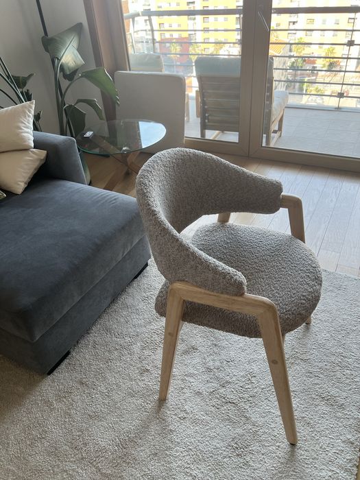 4 Cadeiras  para a sala em perfeito estado de conservação