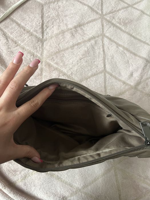 Сумка коричневого кольору