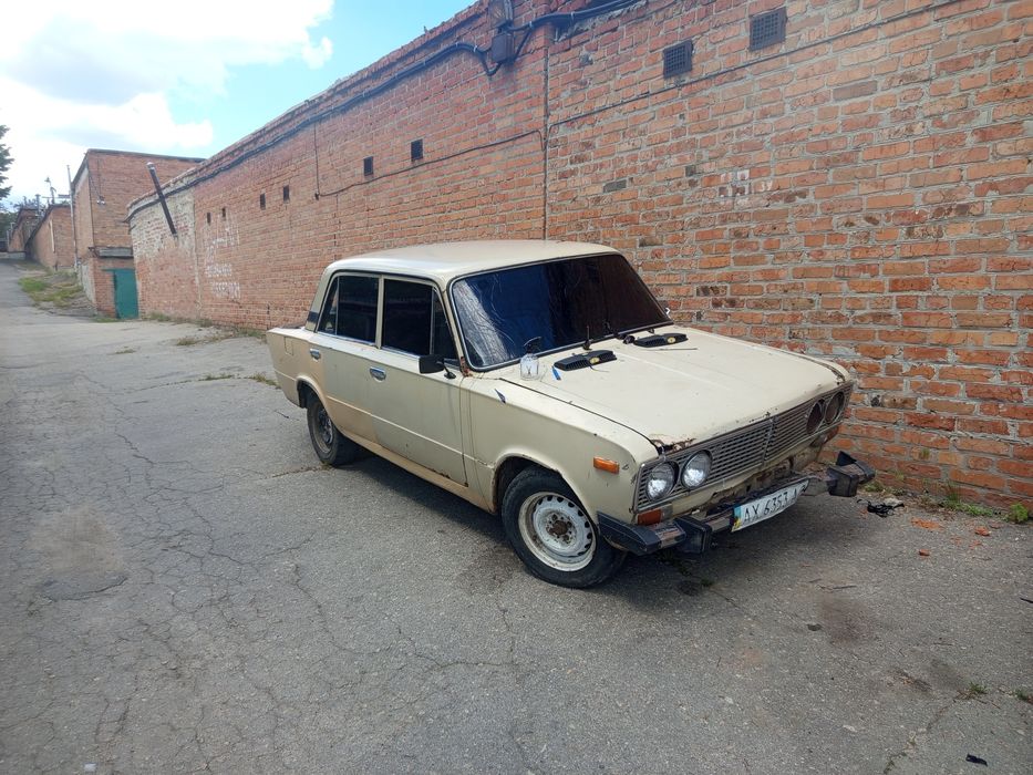 Ваз2103на ходу полном