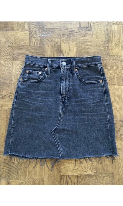 Графітова Спідниця Levis