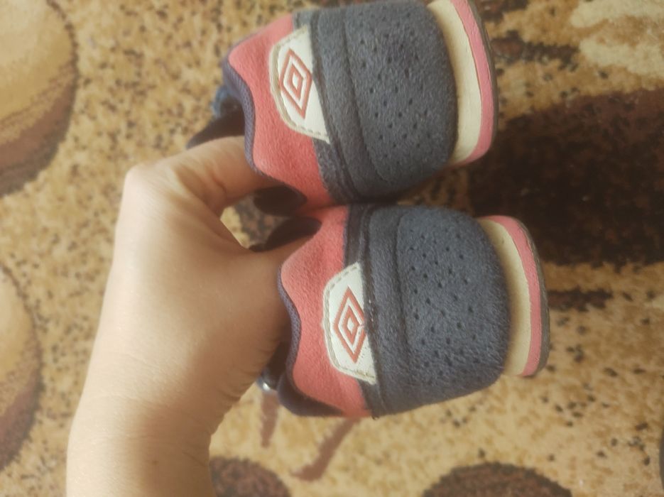 Adidasy sportowe umbro