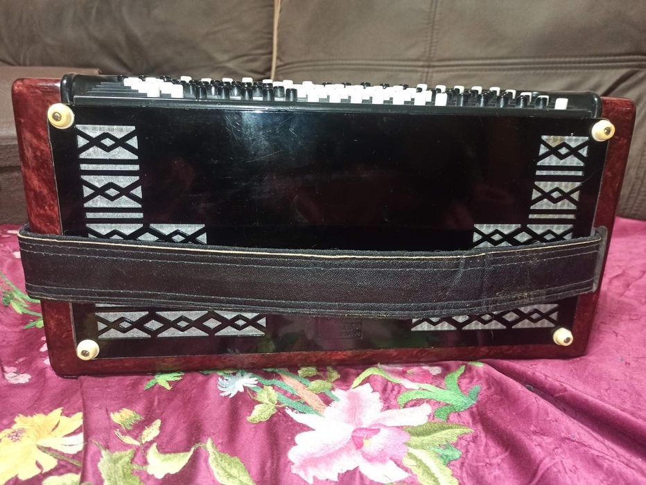 Баян Тула 202 в робочому хорошому стані