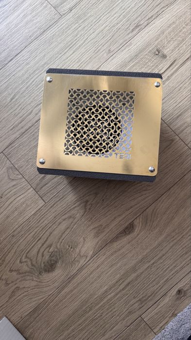 Вбудовувана манікюрна витяжка Teri 800 біла (решітка золото)