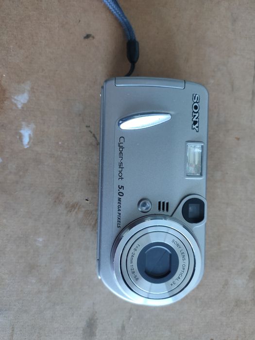 Sony Digital Camera Model DSC-P92 | Ermesinde64284414548738120