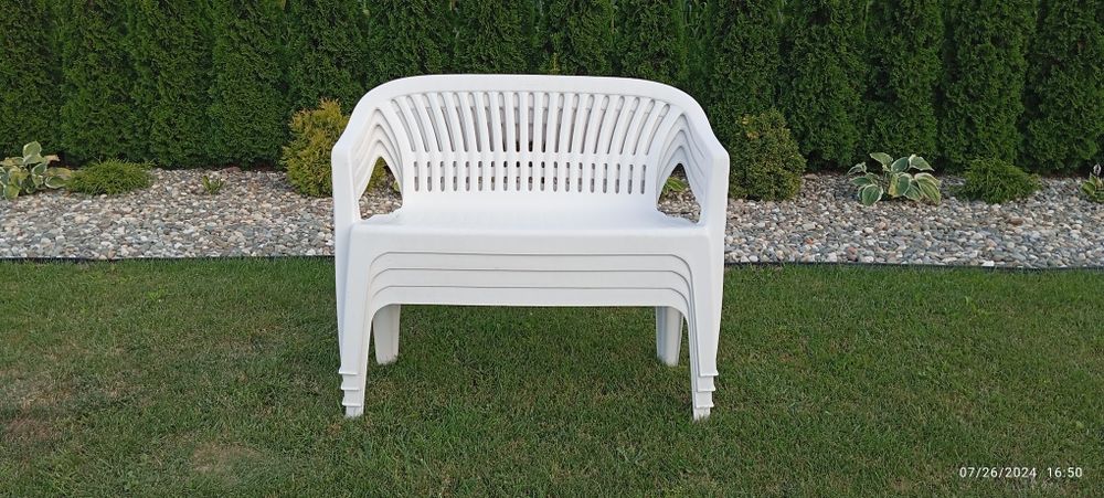 Ławka ogrodowa, biała, plastikowa, lekka