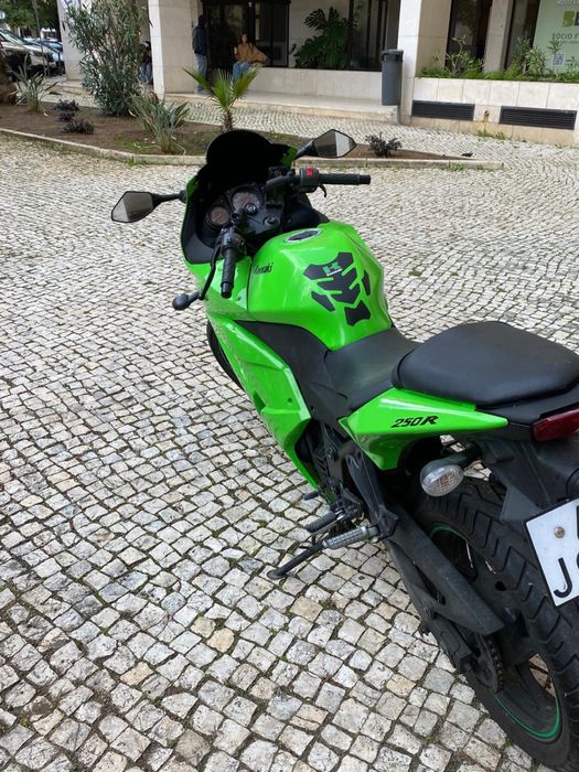 Kawasaki ninja - como nova