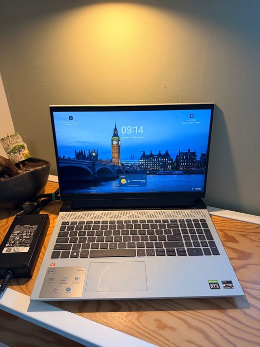 *gwarancja* laptop do gier Dell G15 5525 | Ryzen 5 6600H | RTX 3050 | 16 GB RAM | SSD 512 GB