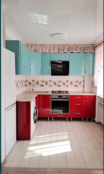 Продаю гарну 2к.квартиру-студію в Лісках, з меблями та технікою.ц6