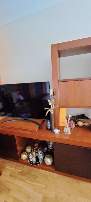 Móvel de tv e estante de madeira pura de cerejeira e wengue