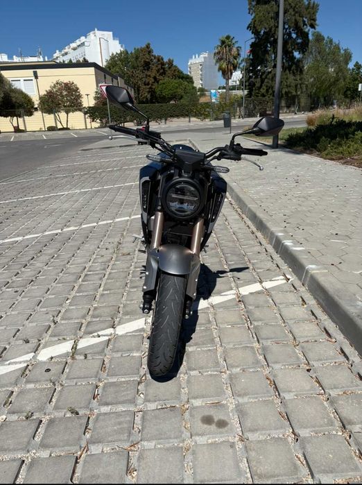 Honda CB125R 2023