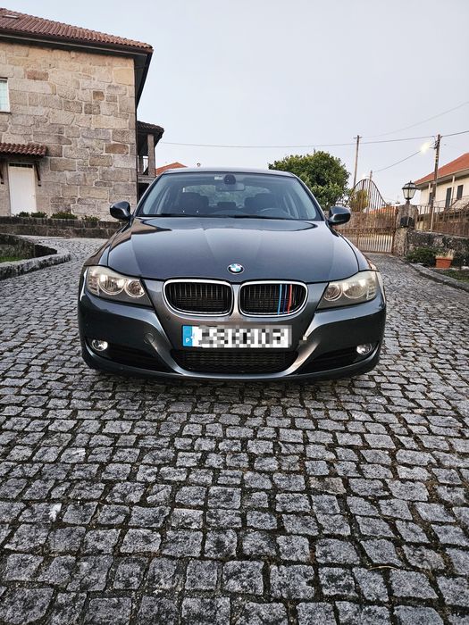 BMW 320d LCI 220 cv