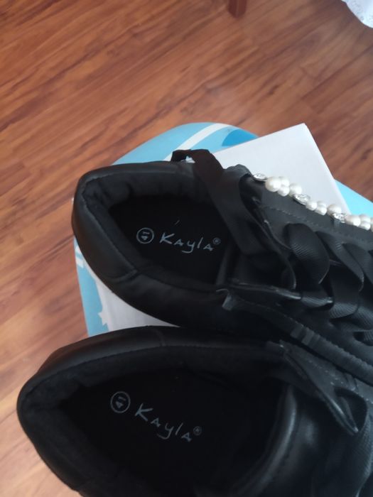 Adidasy r. 41 nowe !!