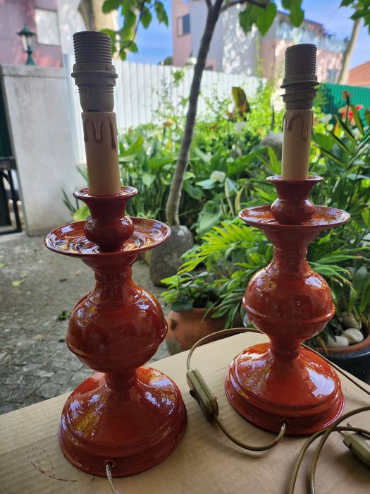 Candeeiros de teto, de mesa e de parede
