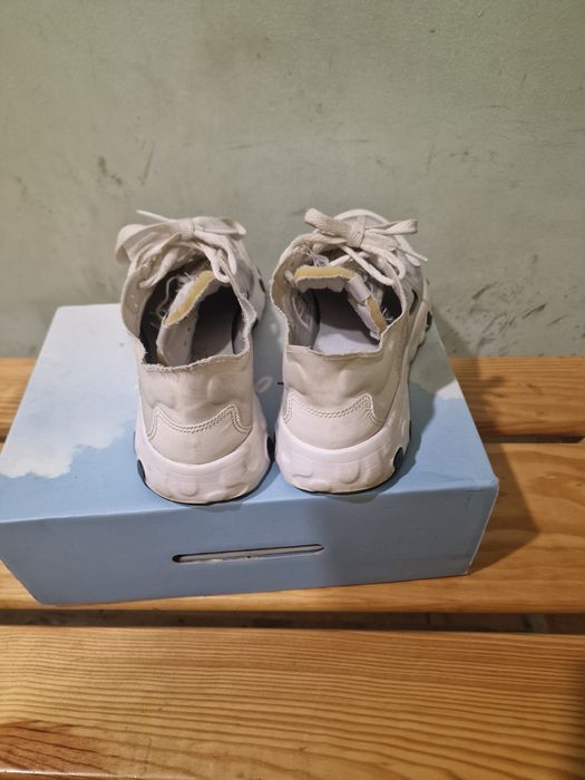 Nike react brancos 40