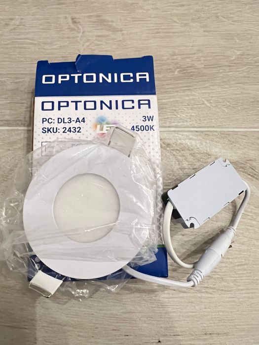Painéis LED de teto embutir OPTONICA - NEGOCIÁVEL