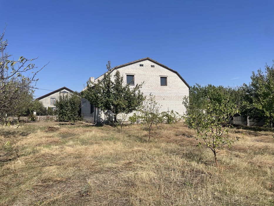 Участок с домом по ул. Абрикосовая. Верхняя Хортица